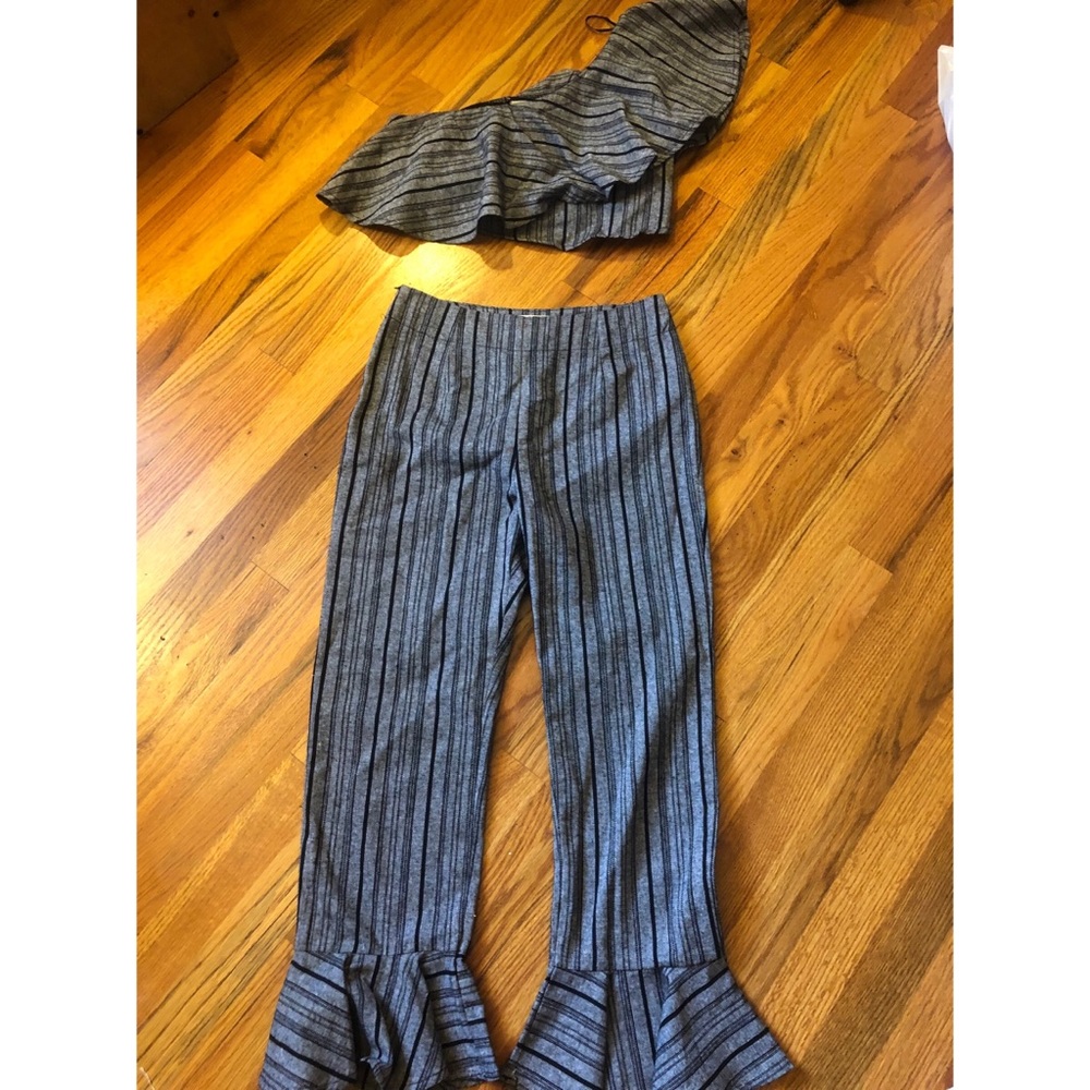 two piece cropped top set